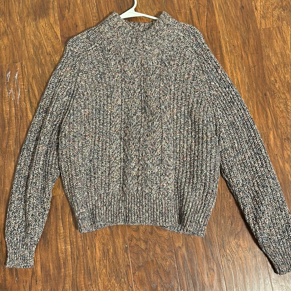 Time & Tru grey blue sweater!